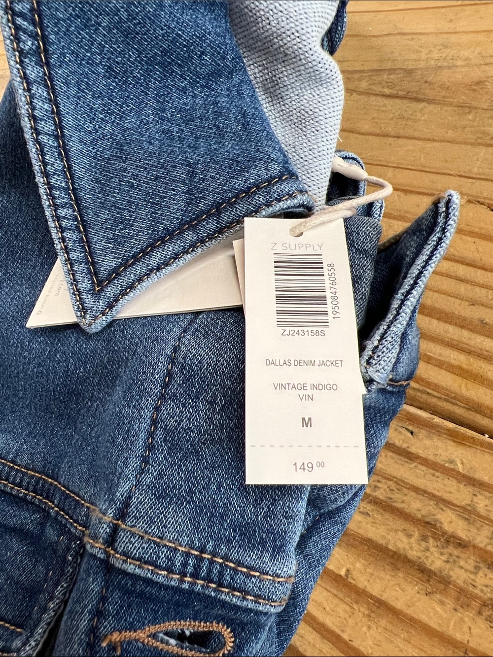 NWT Z Supply Dallas Medium Wash Denim Trucker Jacket with stretch - Picture 14 of 14